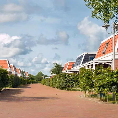 Bungalowparck Tulp & Zee By Interhome