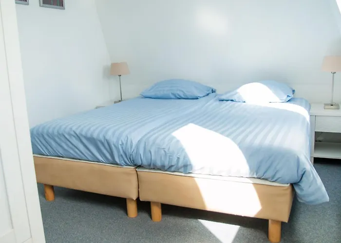 Hotel Bungalowparck Tulp & Zee By Interhome *